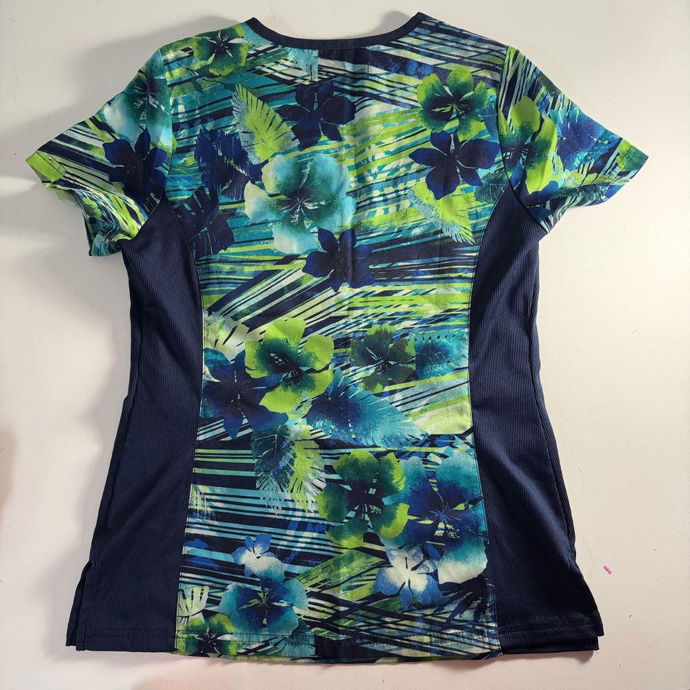 Lot of 3 Koi Betsey Cherokee Medical Scrub Tops Nursing Sz XS - Picture 7 of 11